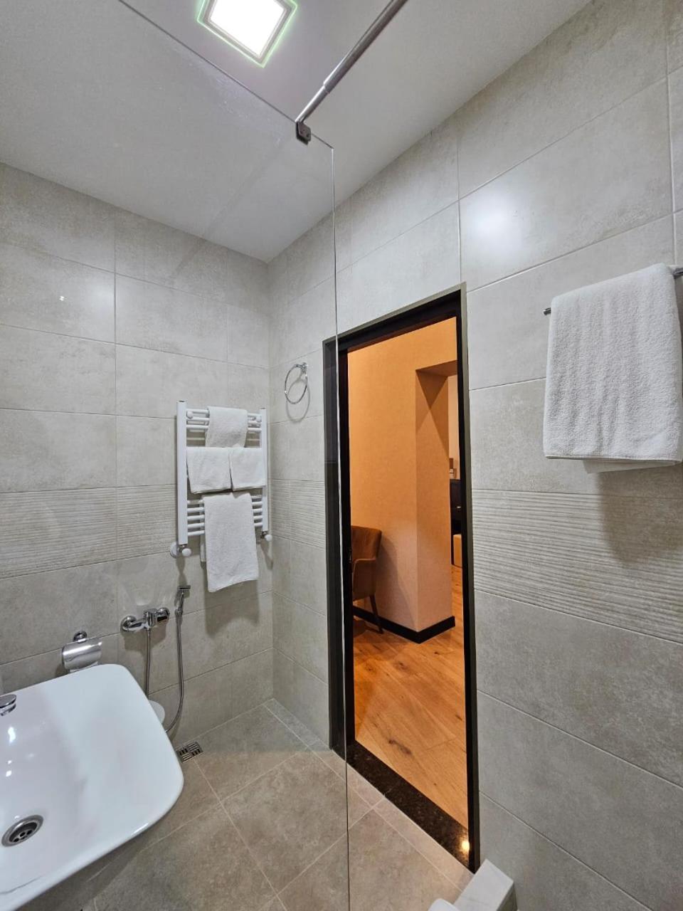 Kalasi Hotel Tbilisi Bagian luar foto